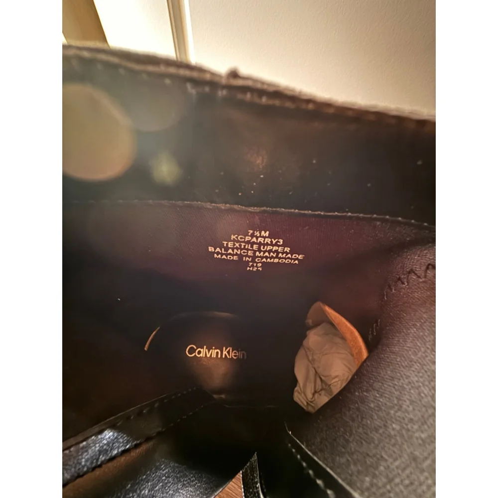 Calvin Klein Parry Suede Ankle Boots Black Size 7.5 Block Heel Booties NWB - Picture 6 of 6